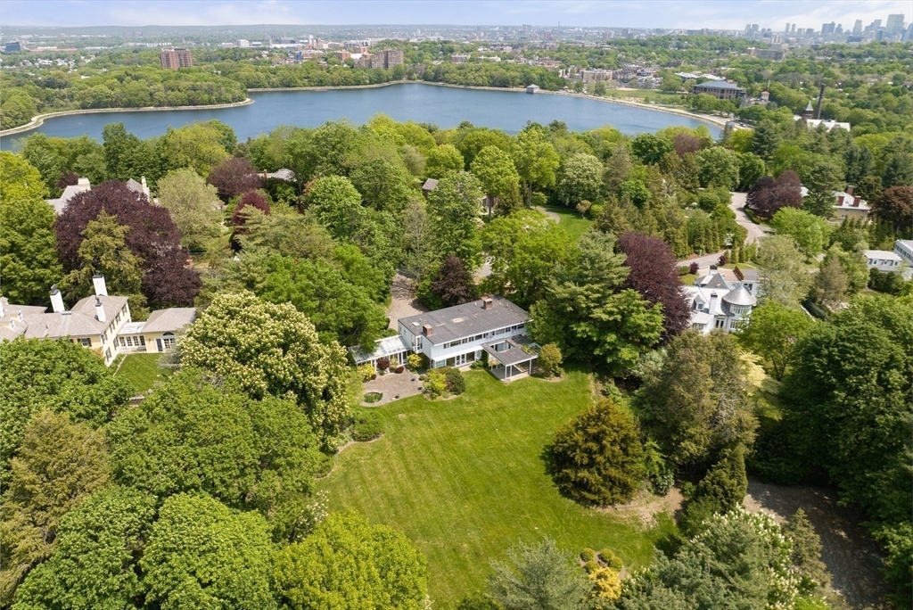 Property Photo:  24 Essex Rd  MA 02467 