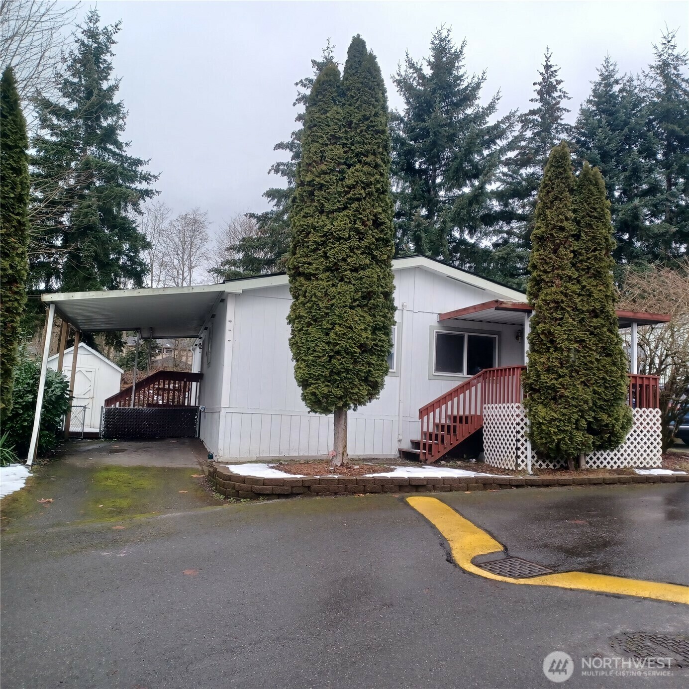 Property Photo: 817 Mahogany Lane NW WA 98383