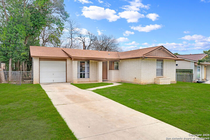 Property Photo:  6706 Red Blf  TX 78218 