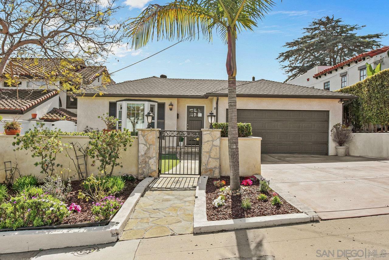 Property Photo:  3033 Browning  CA 92106 