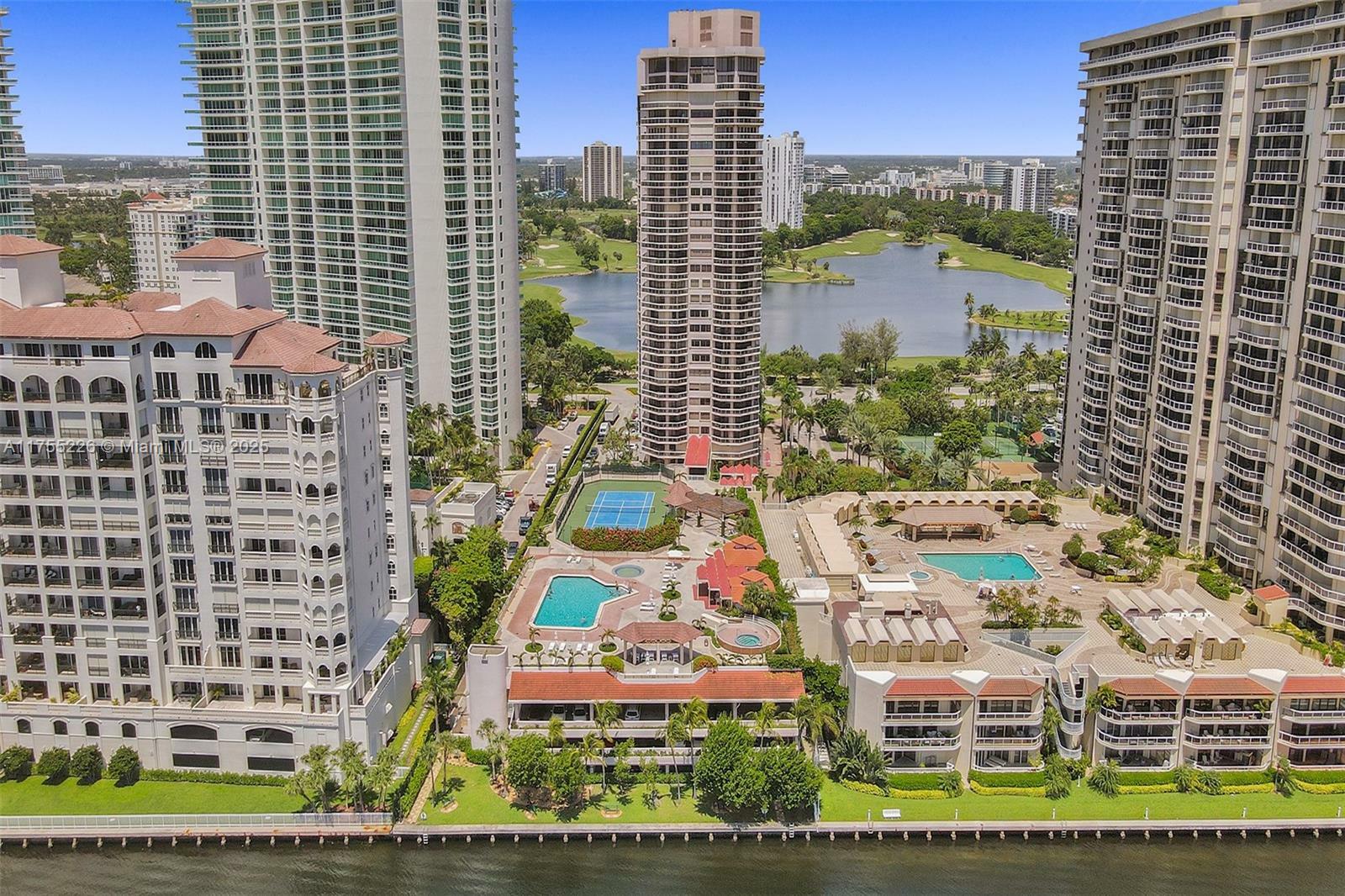 Property Photo: 20185 E Country Club Dr 1109 FL 33180