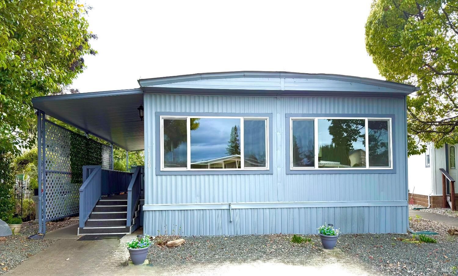 Property Photo:  1120 Dale Court  CA 95401 