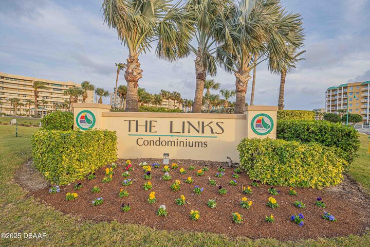 Property Photo: 4650 Links Village Drive B701 FL 32127
