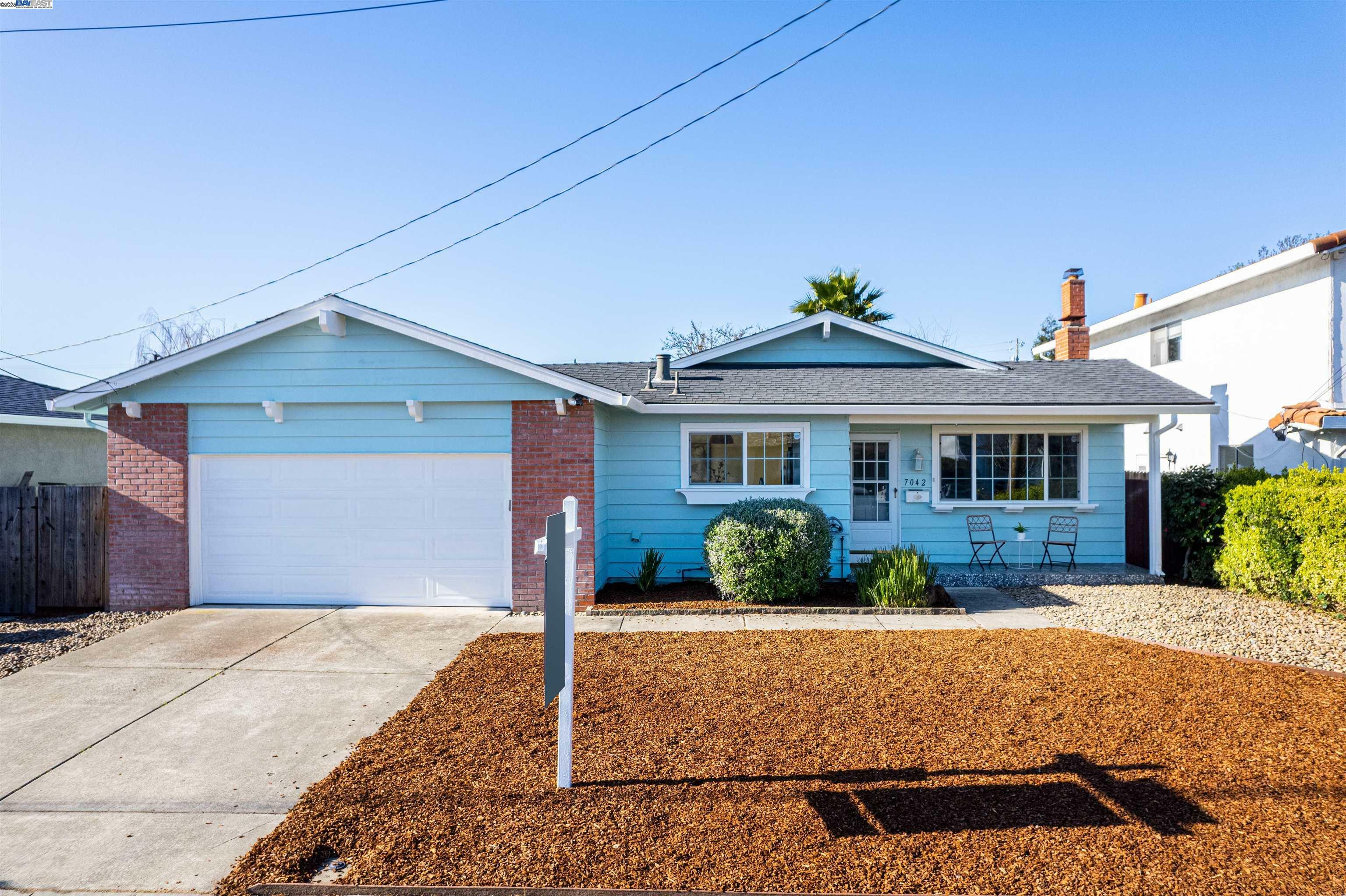 Property Photo:  7042 Utica Ct  CA 94568 