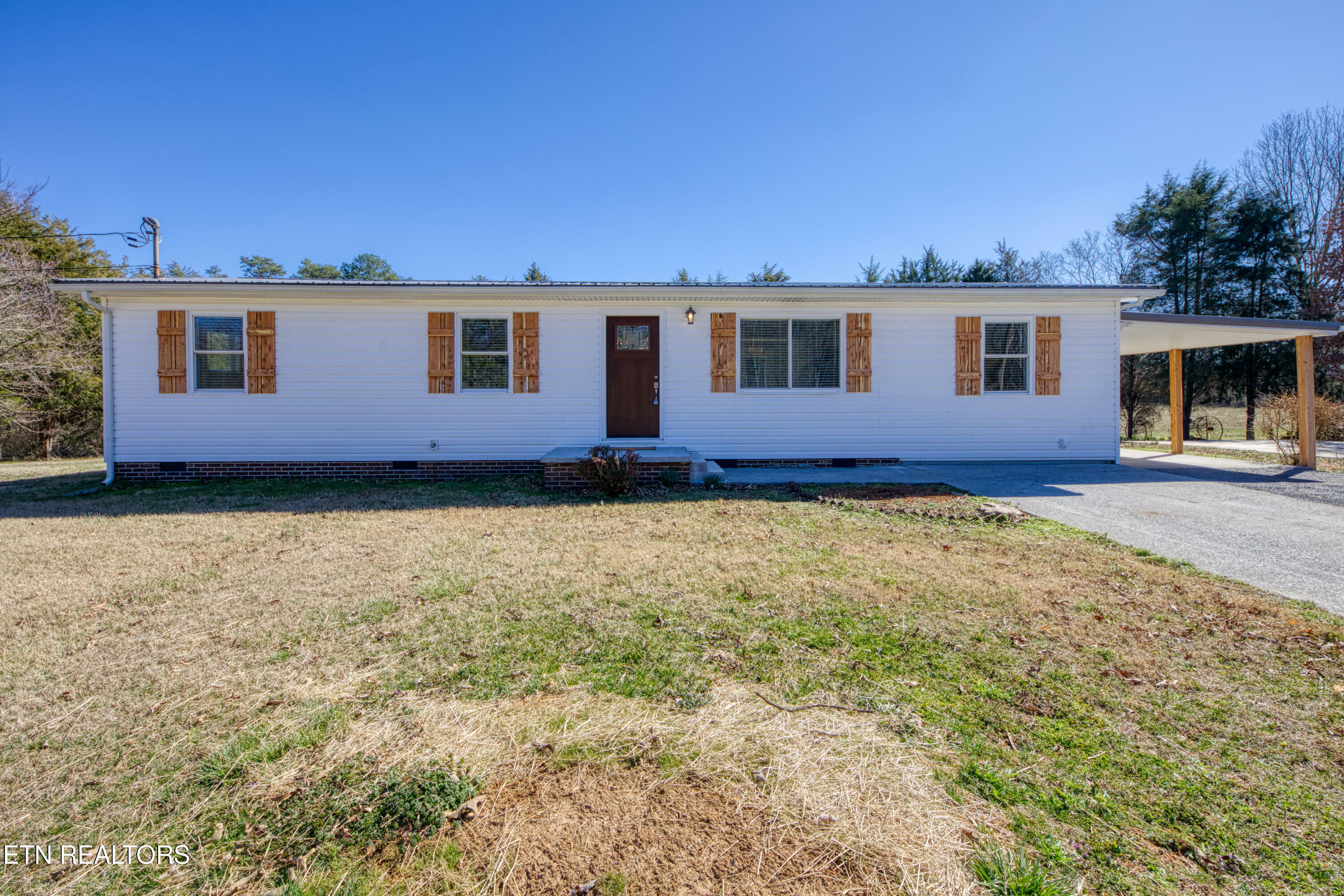 Property Photo:  6052 Nails Creek Rd  TN 37865 