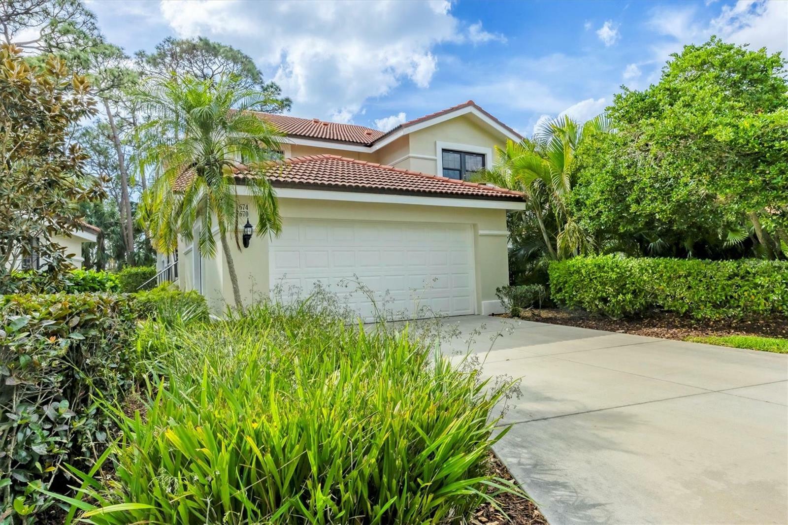 Property Photo:  7674 Fairway Woods Drive 1605  FL 34238 