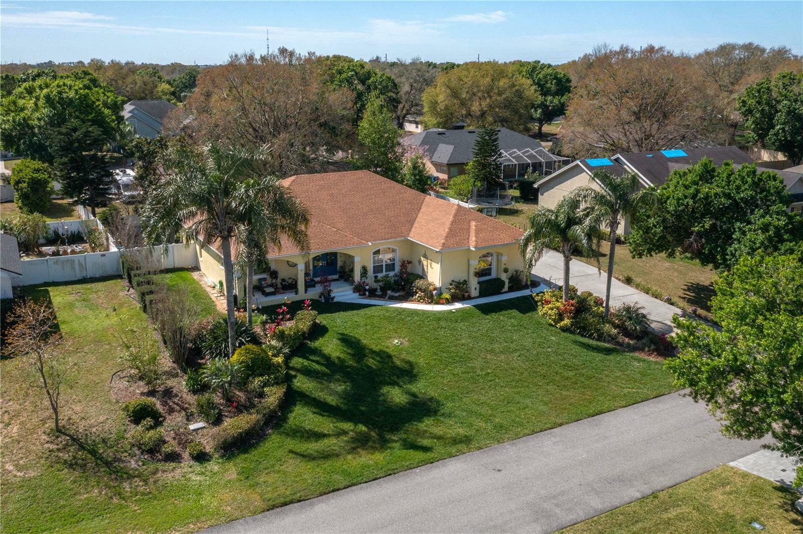 Property Photo:  315 Bayberry Drive  FL 33868 