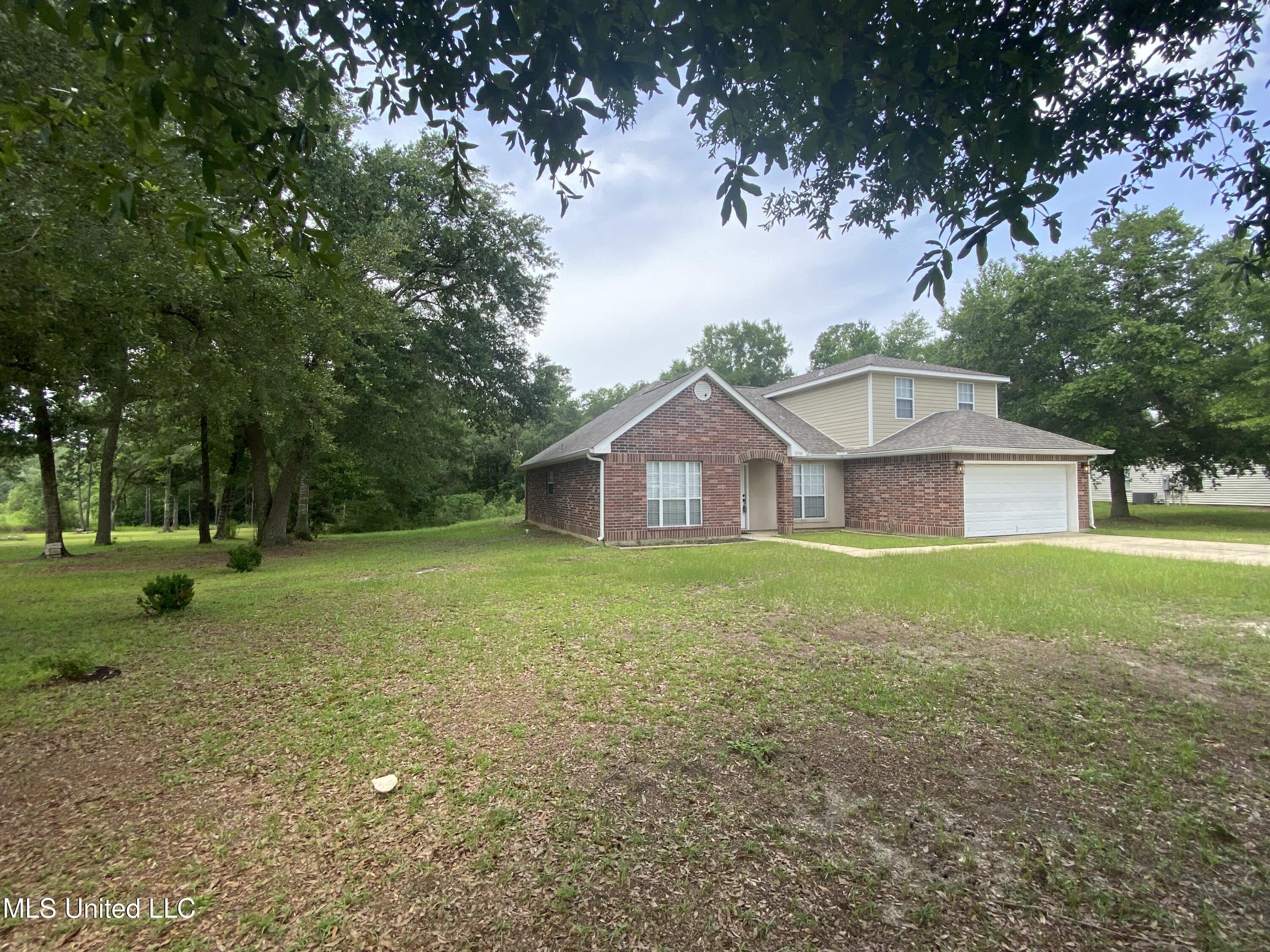 Property Photo: 2501 Shelby Lane MS 39564