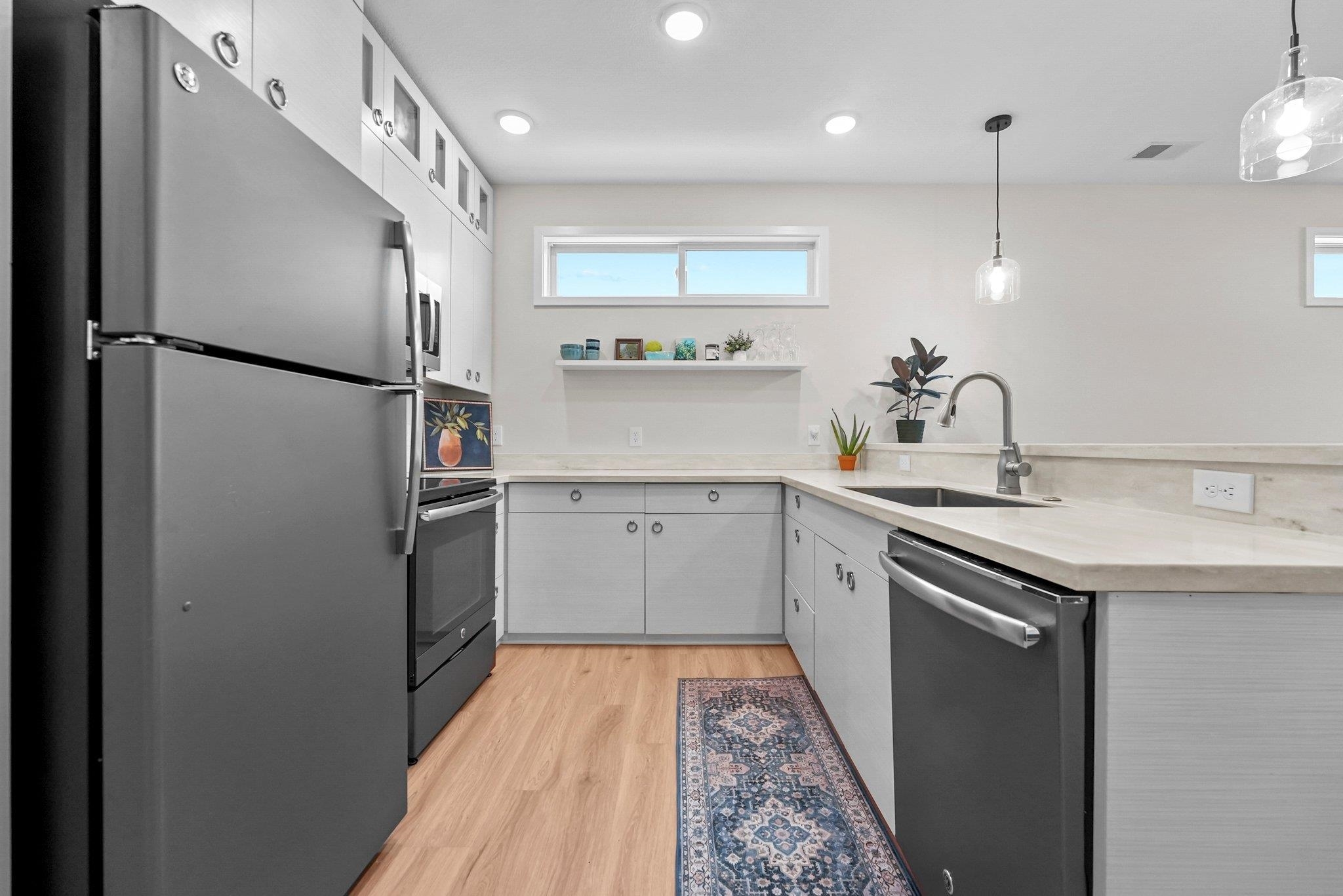 Property Photo: 918 W Front Street 6 MI 49684