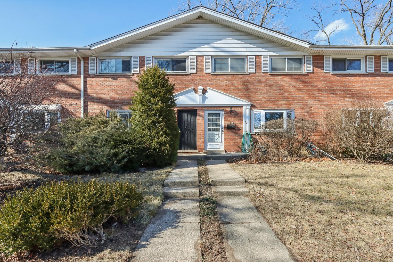Property Photo: 414 Skokie Court IL 60091