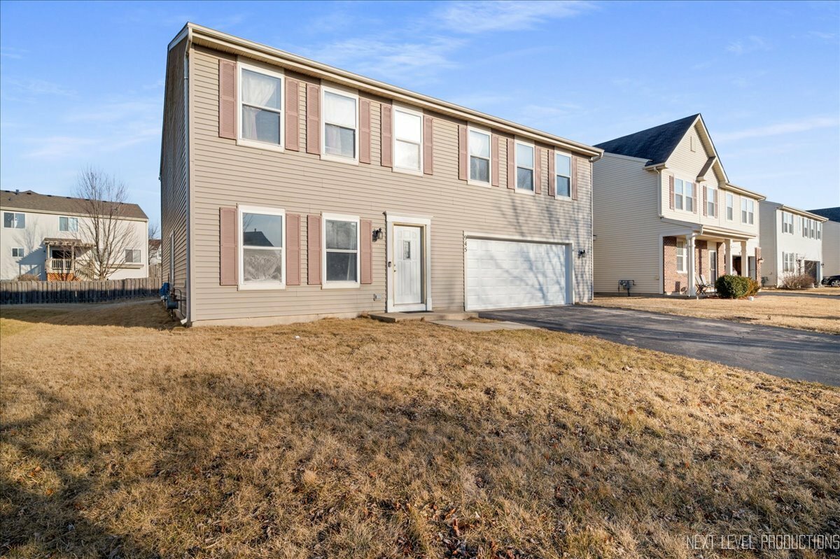 Property Photo: 945 Shelter Island Lane IL 60140
