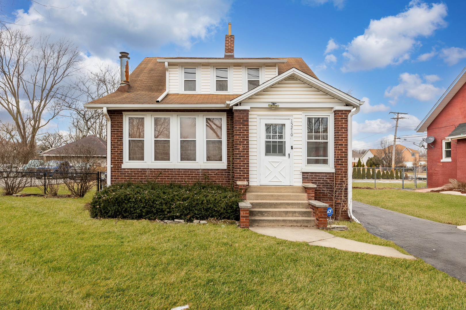 Property Photo: 15210 State Street IL 60473