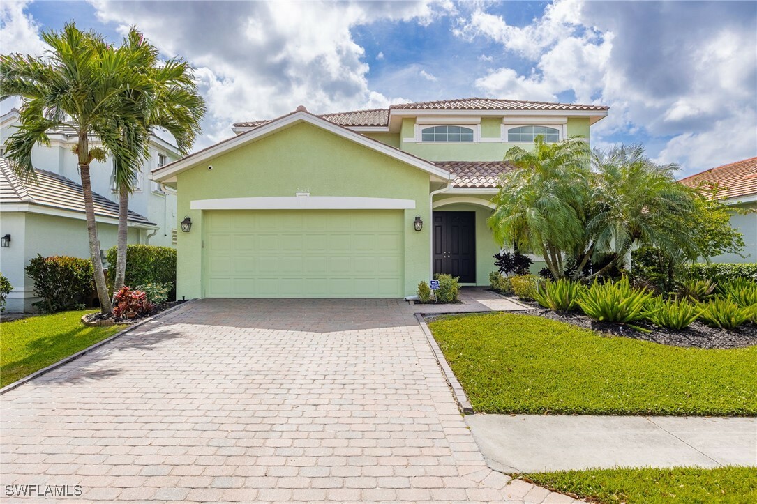 Property Photo: 2534 Verdmont Court FL 33991