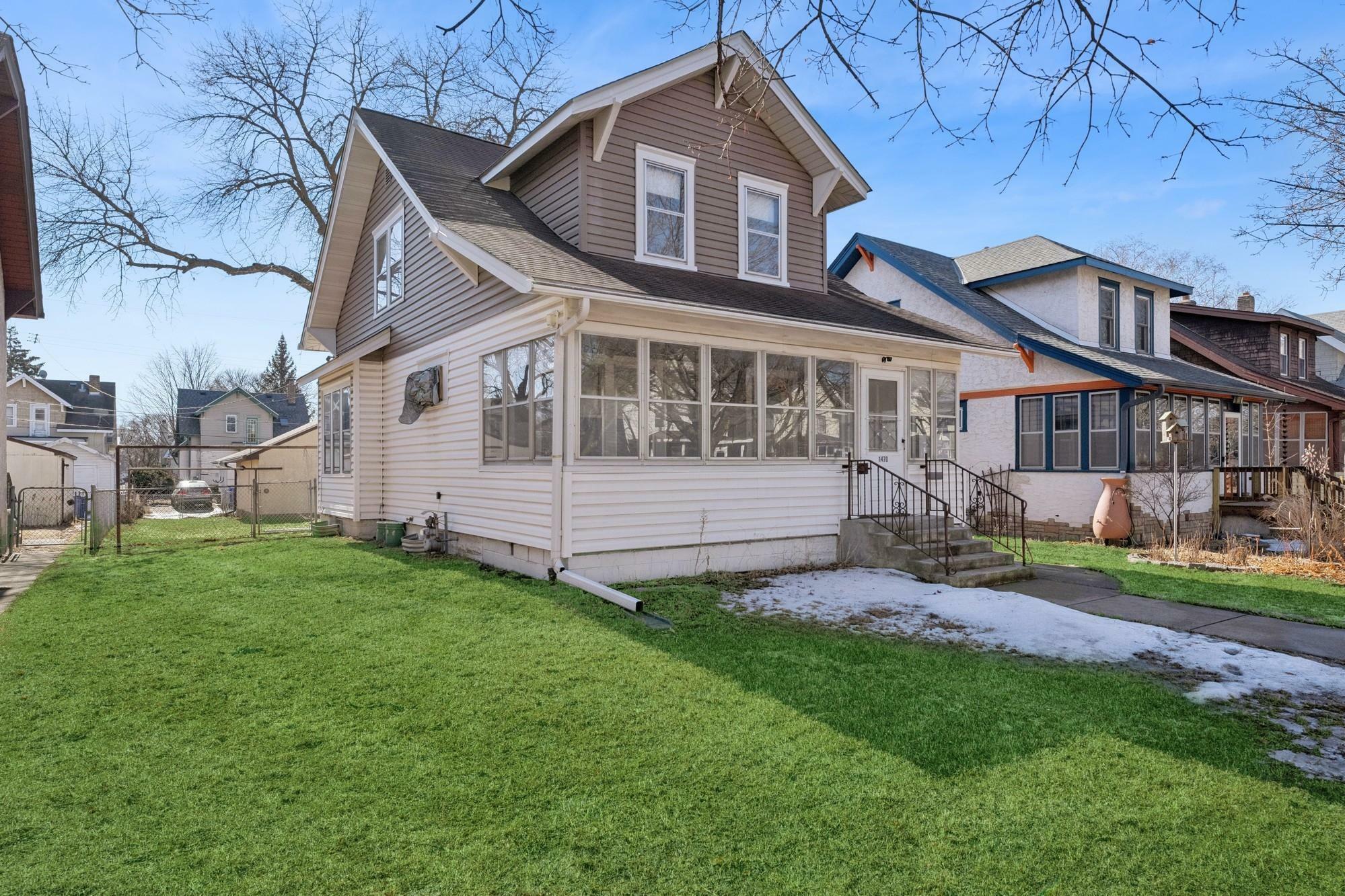 Property Photo:  1470 Blair Avenue  MN 55104 