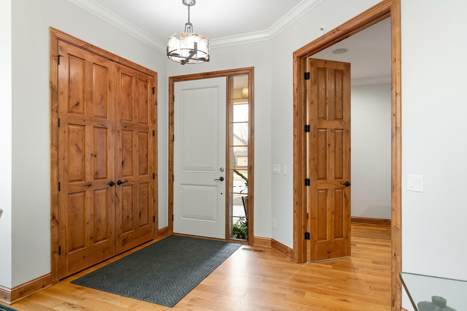 Property Photo: 1328 Riverside Lane MN 55118