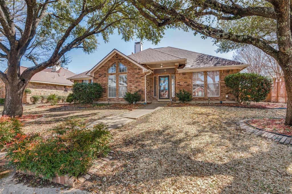 Property Photo:  1418 Hamilton Drive  TX 75104 