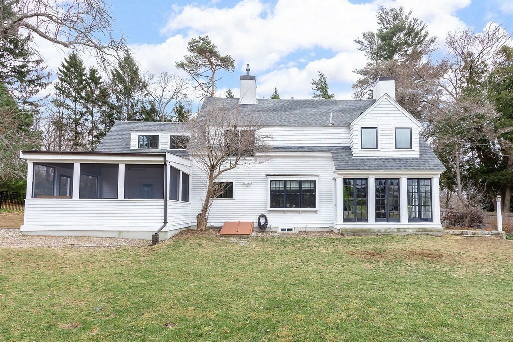 Property Photo:  261 Salem End Rd  MA 01702 