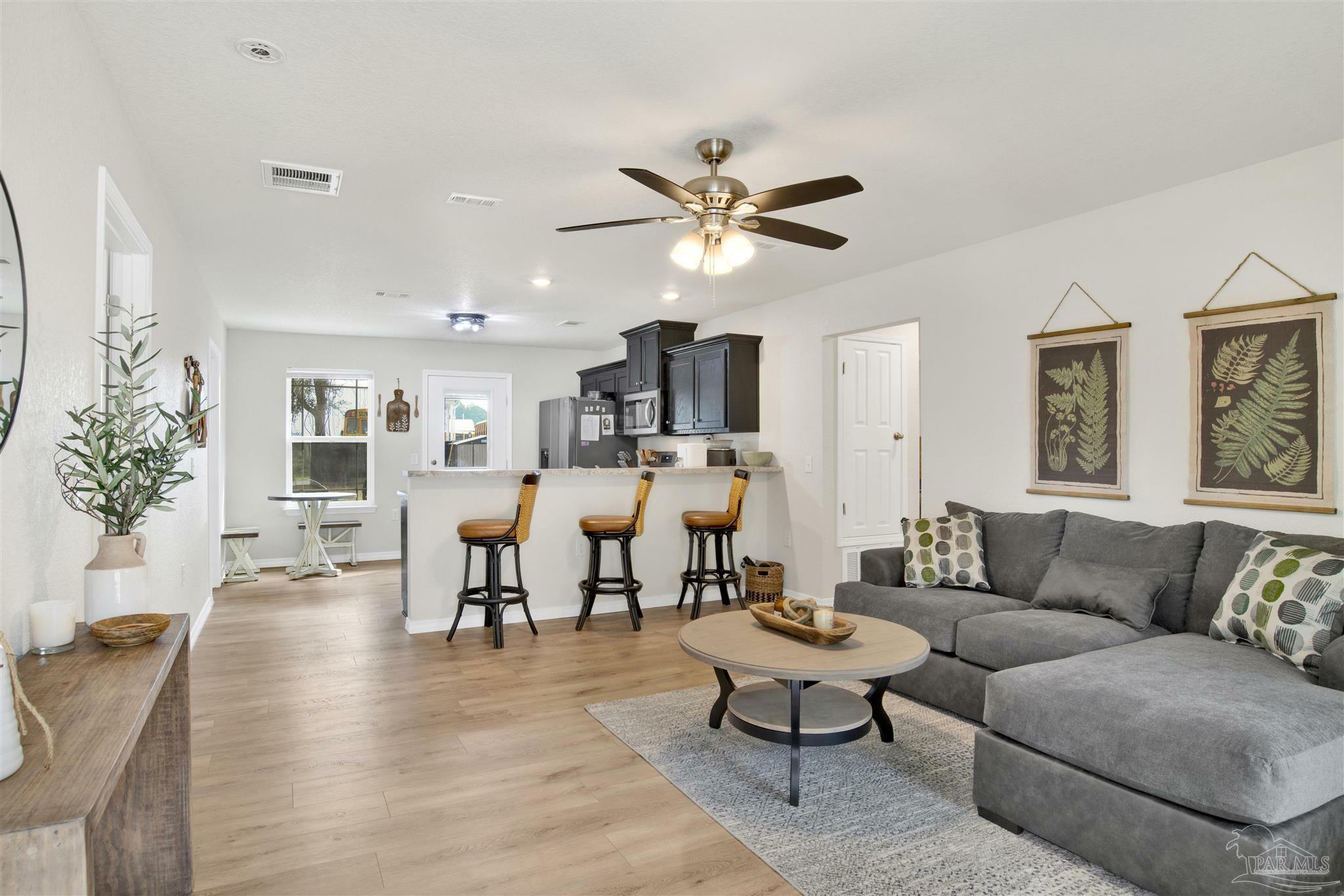 6094 Syrcle Ave  Milton FL 32570 photo