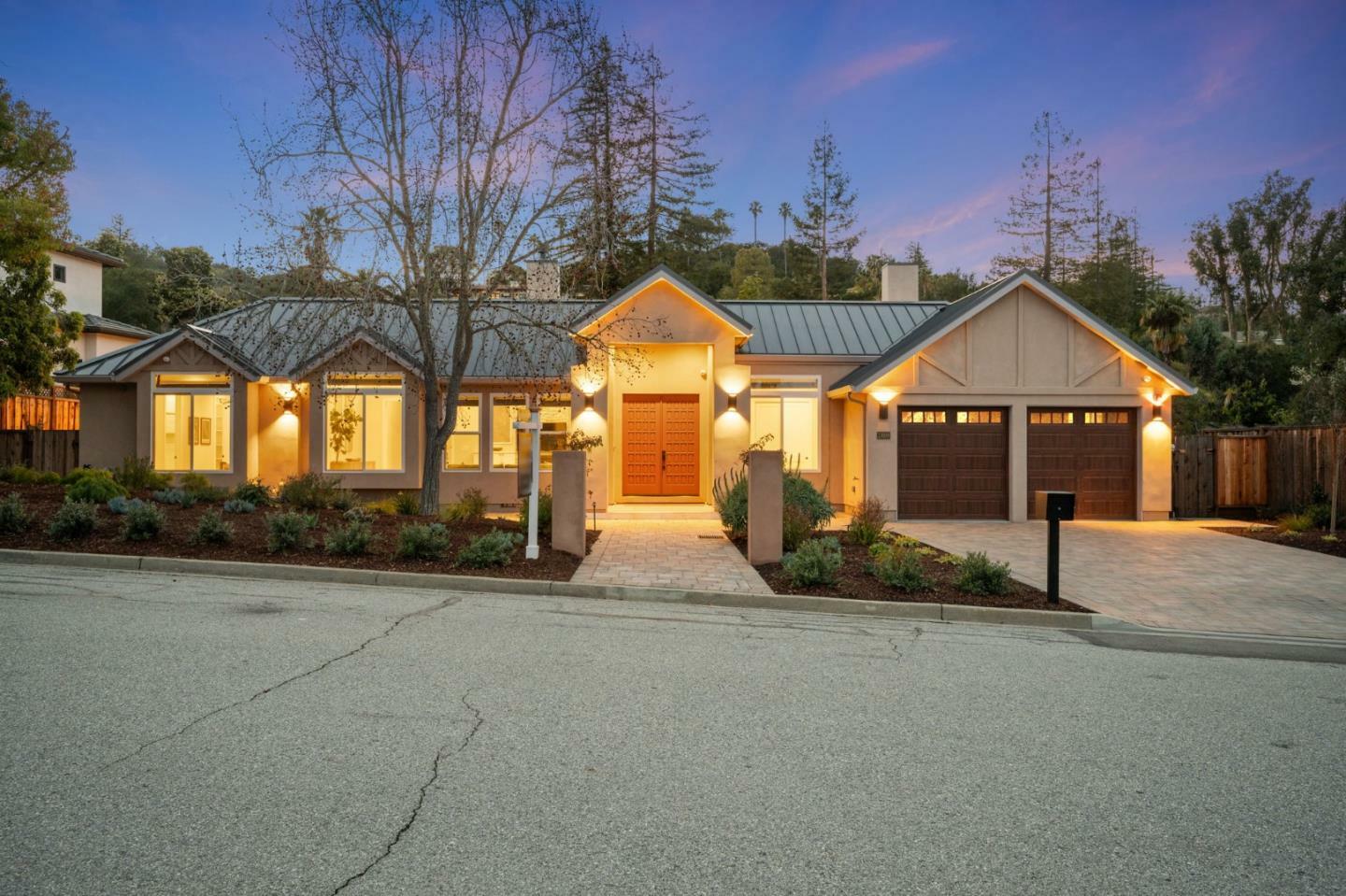 Property Photo: 13689 Sarahills Drive CA 95070