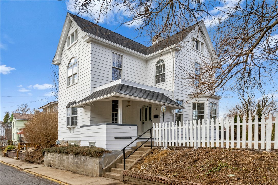 Property Photo:  516 Division Ave  PA 15202 