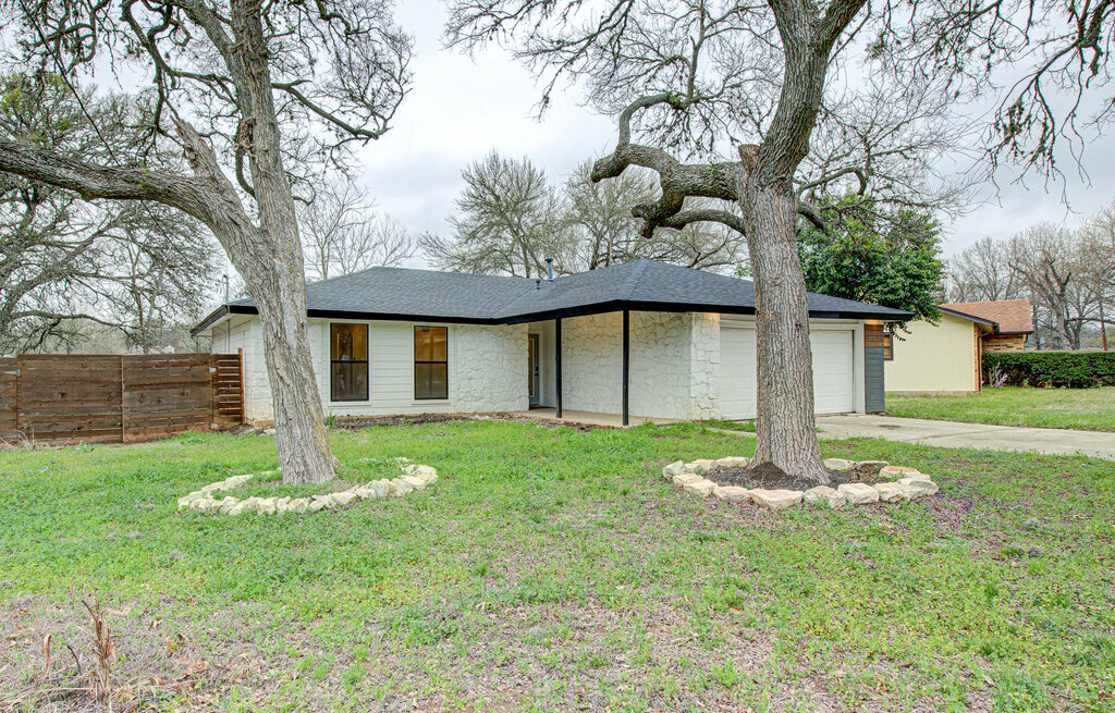 Property Photo:  2008 Nevada Street  TX 78666 