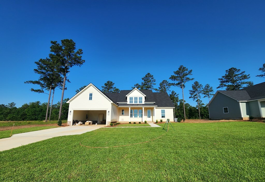 Property Photo: 221 Willow Oak Loop GA 31763
