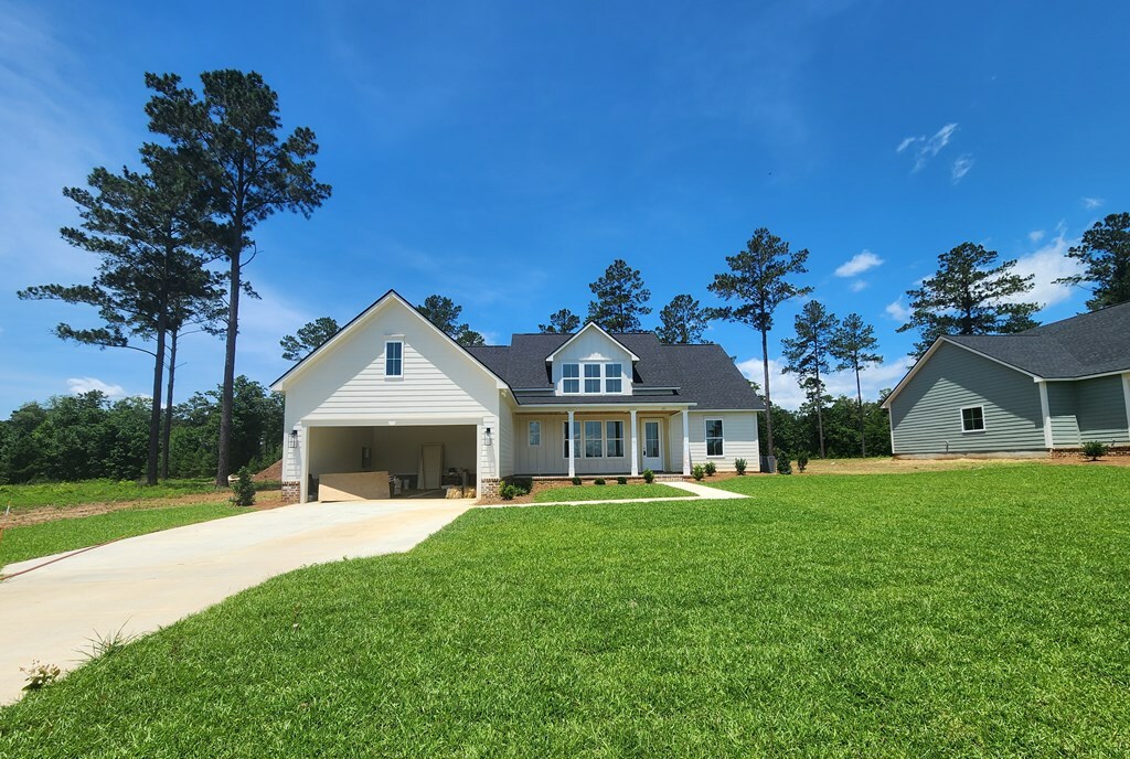 Property Photo: 221 Willow Oak Loop GA 31763