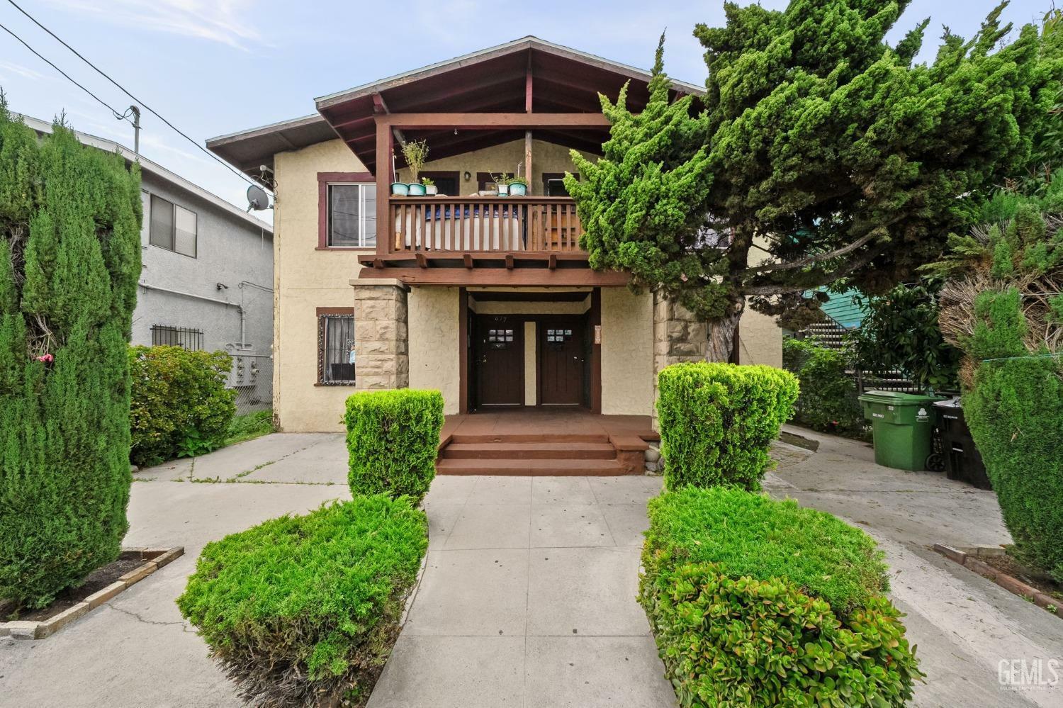 Property Photo: 873 W Vernon Avenue CA 90037