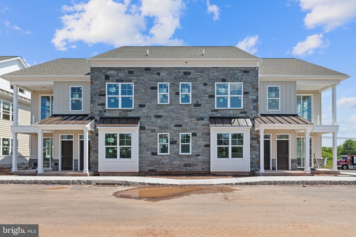 Property Photo:  415 Asha 201  PA 19438 