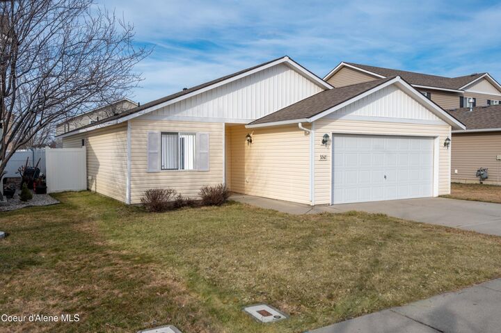 3242 W Lotze Loop  Coeur D'Alene ID 83815 photo