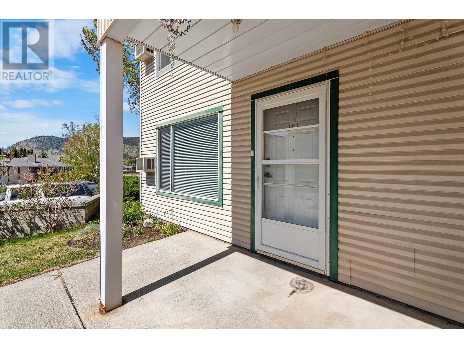 Photo de la propriété: 2295 Blair Street 101 BC V1K 1B8