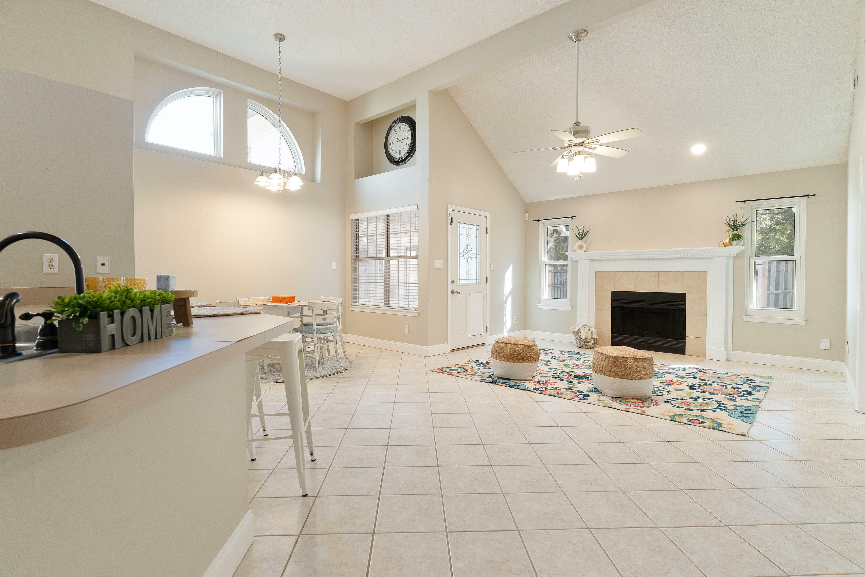 Property Photo:  2189 Bellmeade Circle  FL 32566 