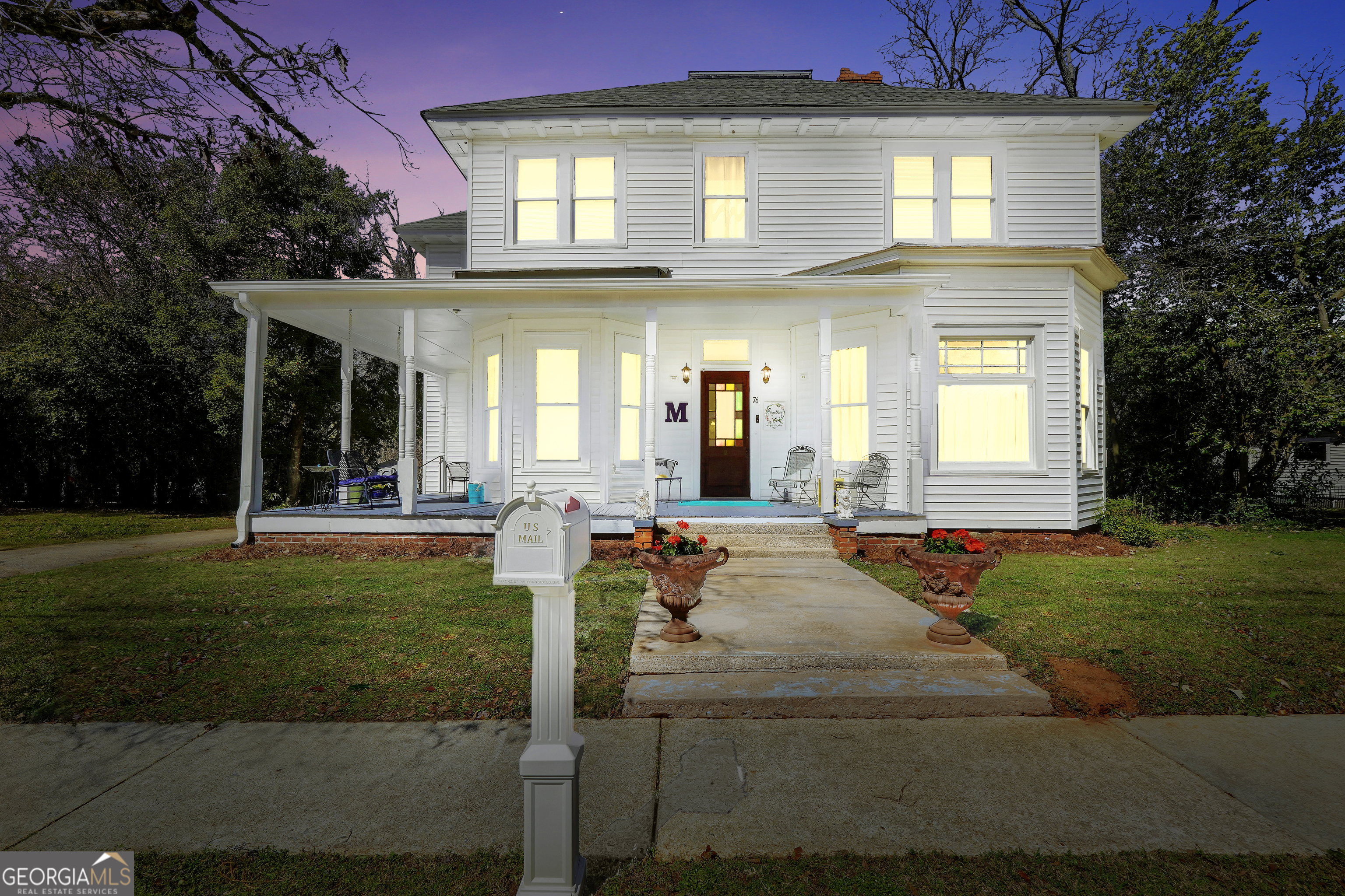 Property Photo:  76 College Street  GA 30253 