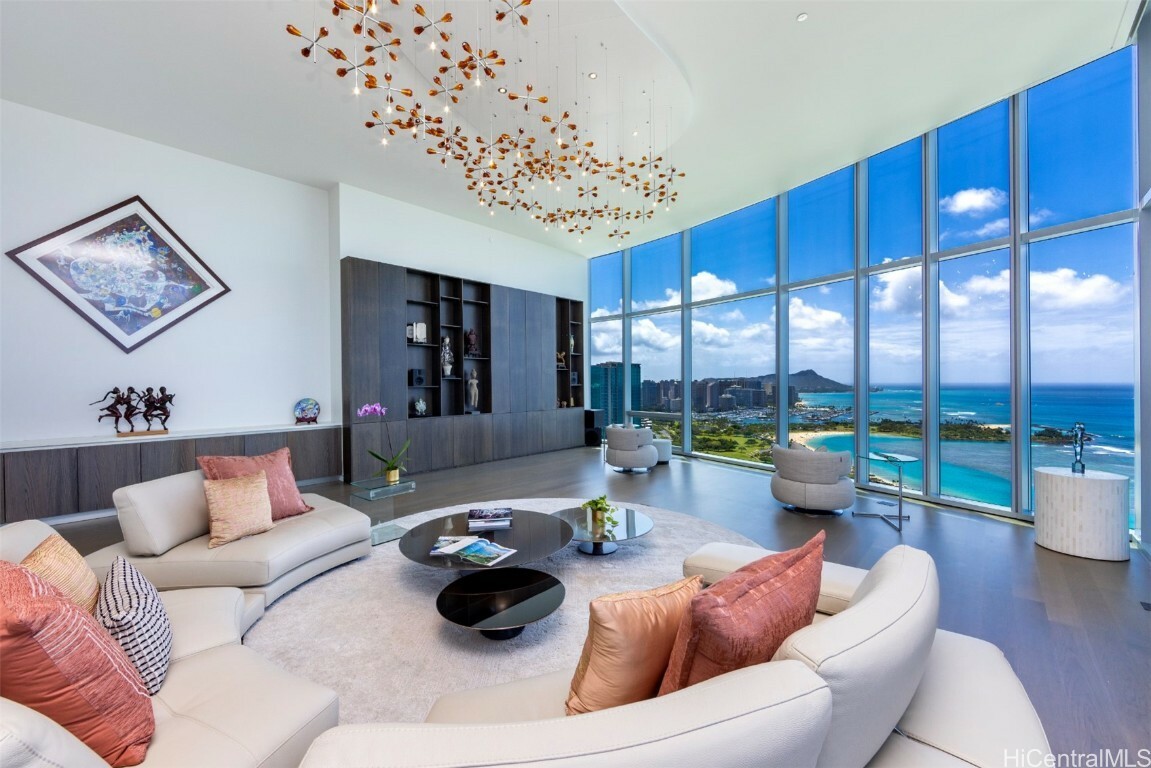 Property Photo: 1118 Ala Moana Boulevard 3400 HI 96814