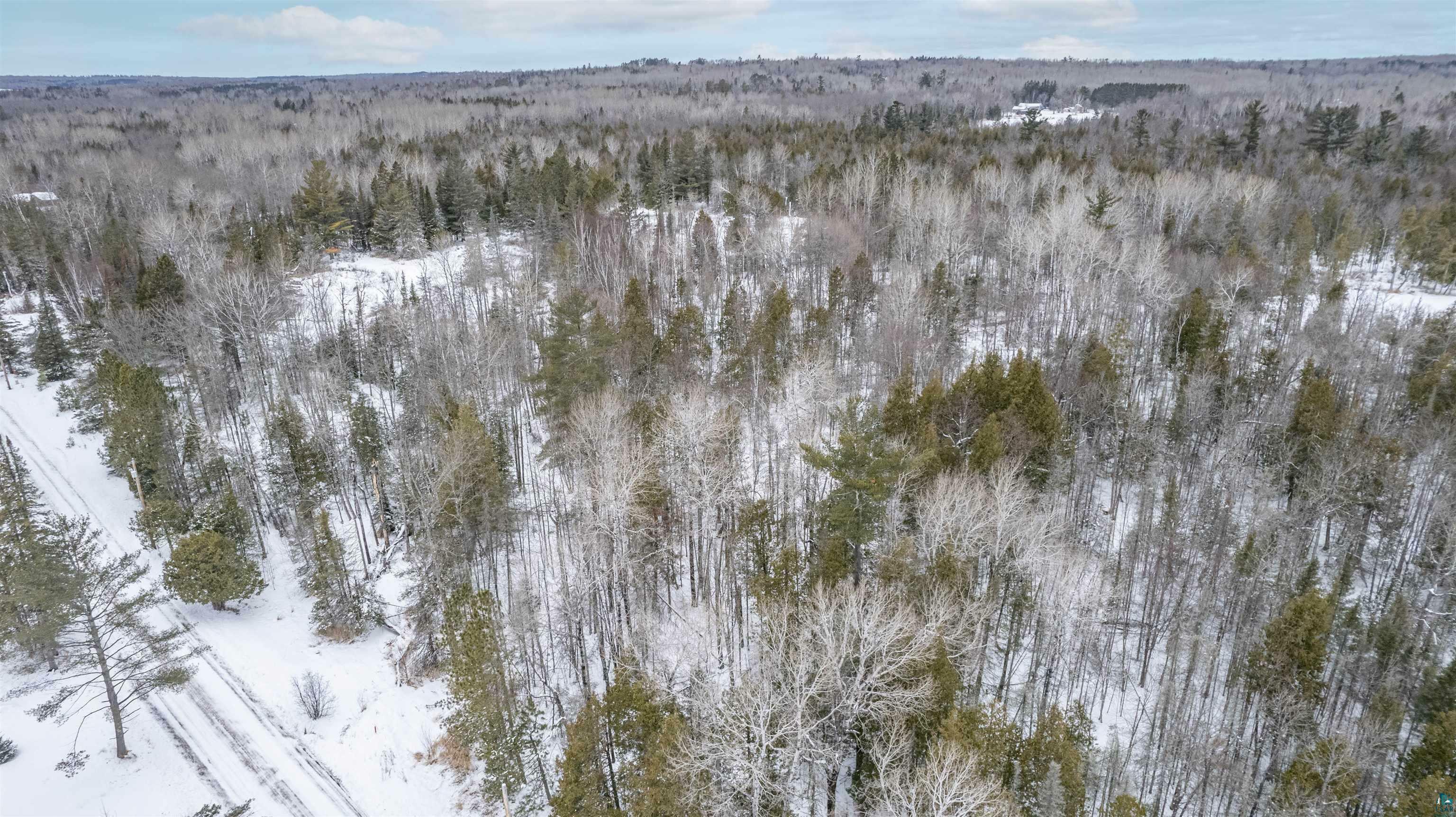 Property Photo:  3033 Lavis Rd  MN 55804 