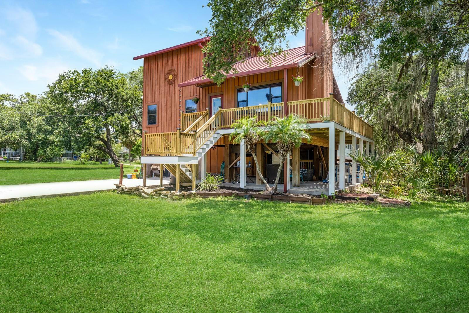 Property Photo: 9501 Alice Lane FL 33578