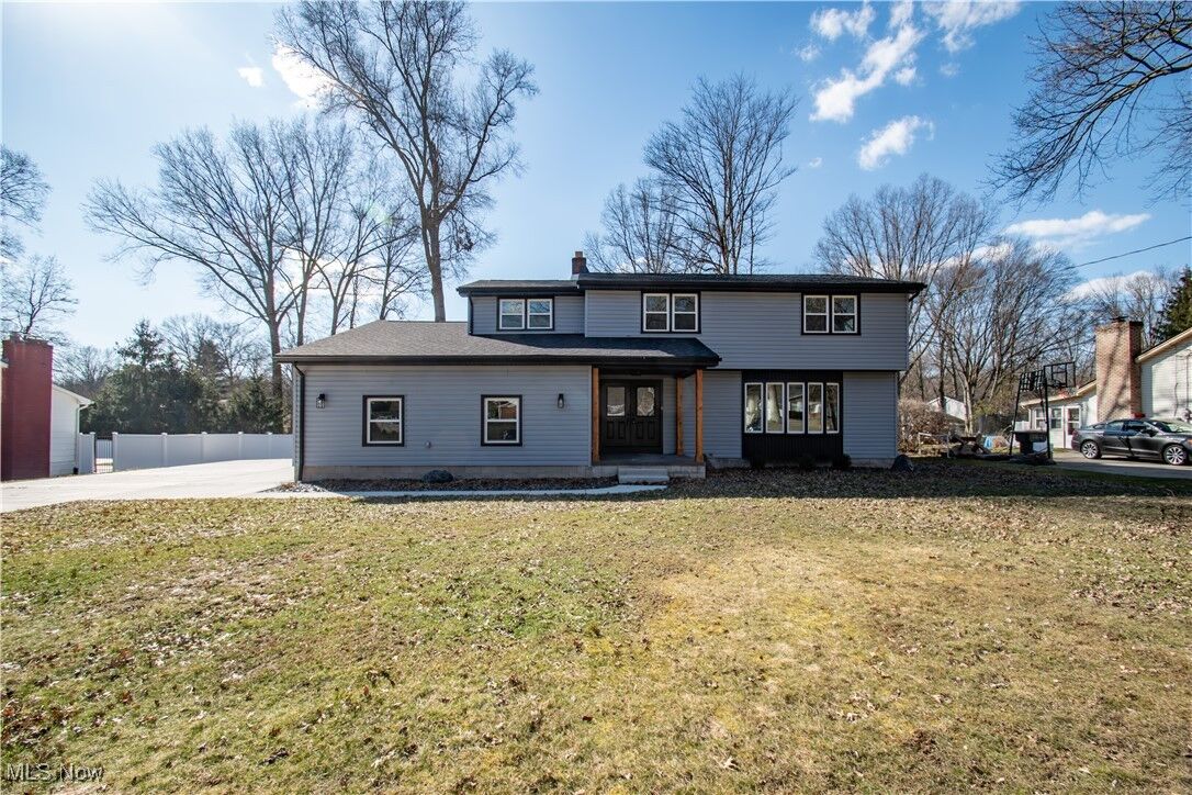 Property Photo:  7654 E Parkside Drive  OH 44512 