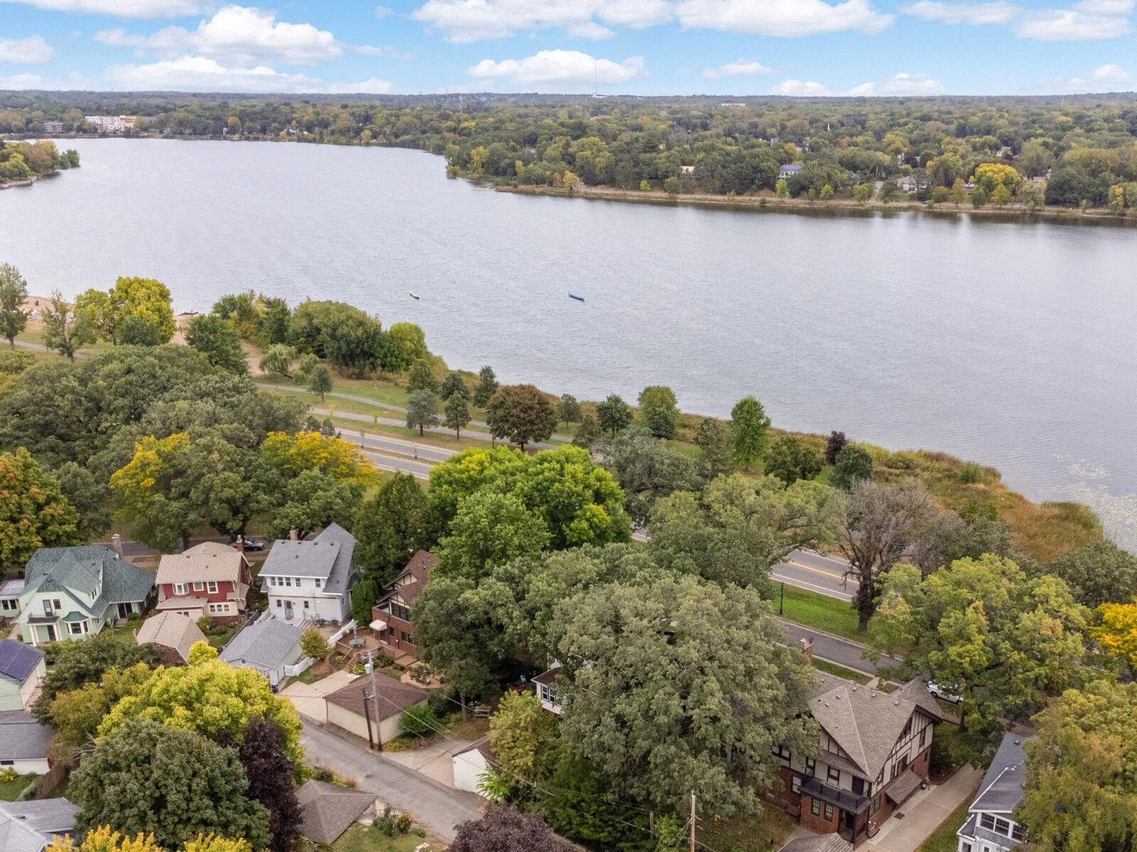 Property Photo:  1154 Ivy Avenue E  MN 55106 
