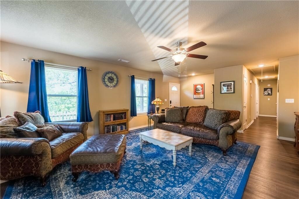 Property Photo: 8073 Dolphin Circle AR 72756