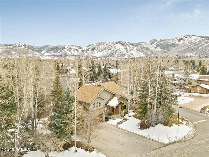 Property Photo: 3001 American Saddler Drive UT 84060