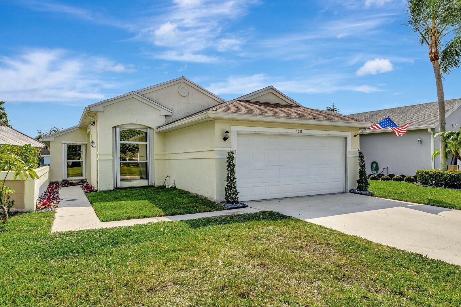 Property Photo: 7537 Mansfield Hollow Road FL 33446