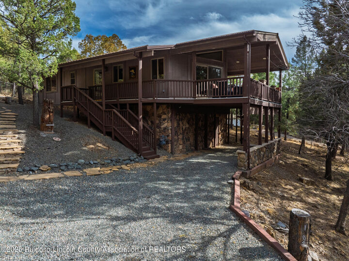 106 Echo Dr.  Ruidoso NM 88345 photo