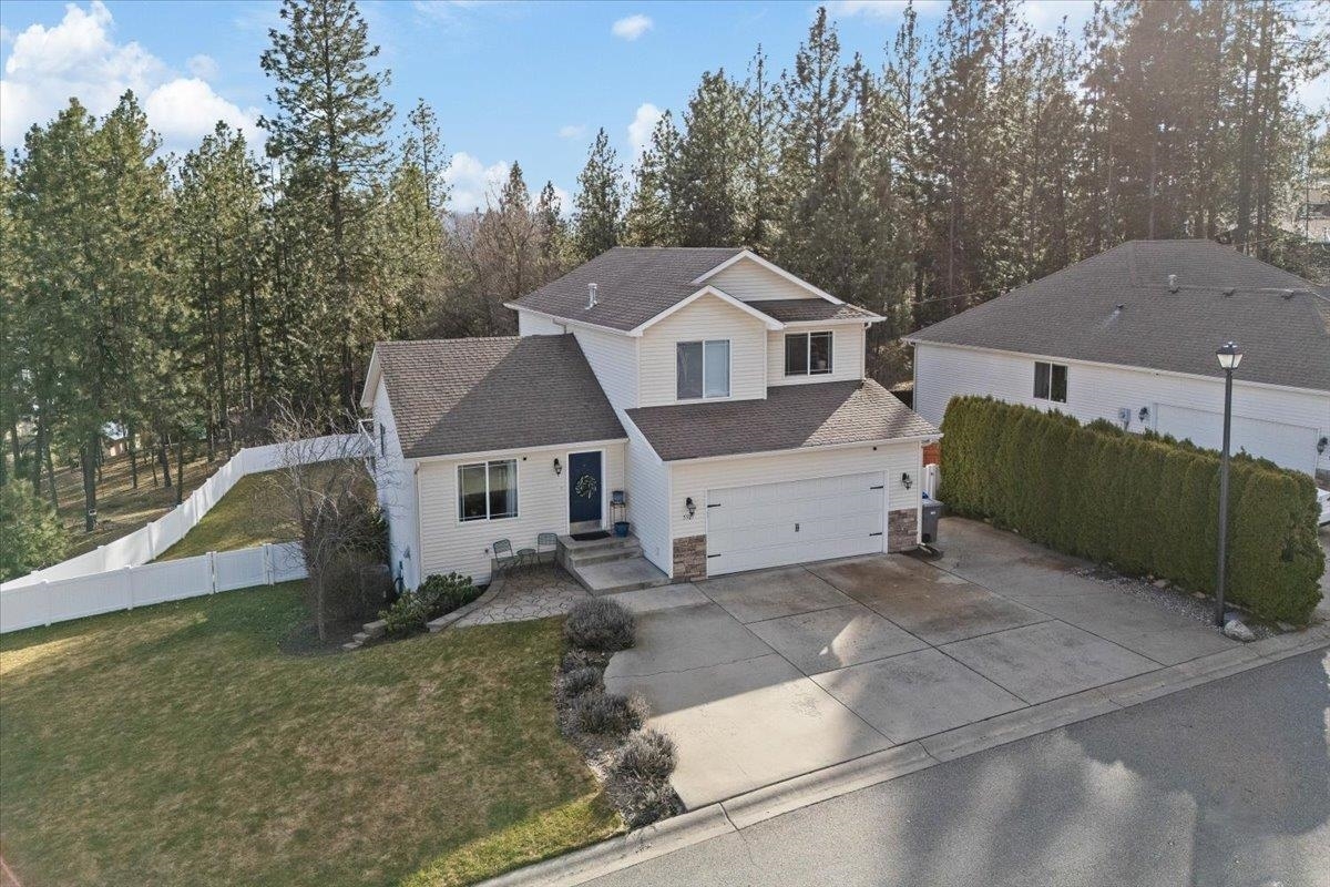 Property Photo: 5507 N Colton Ln WA 99212