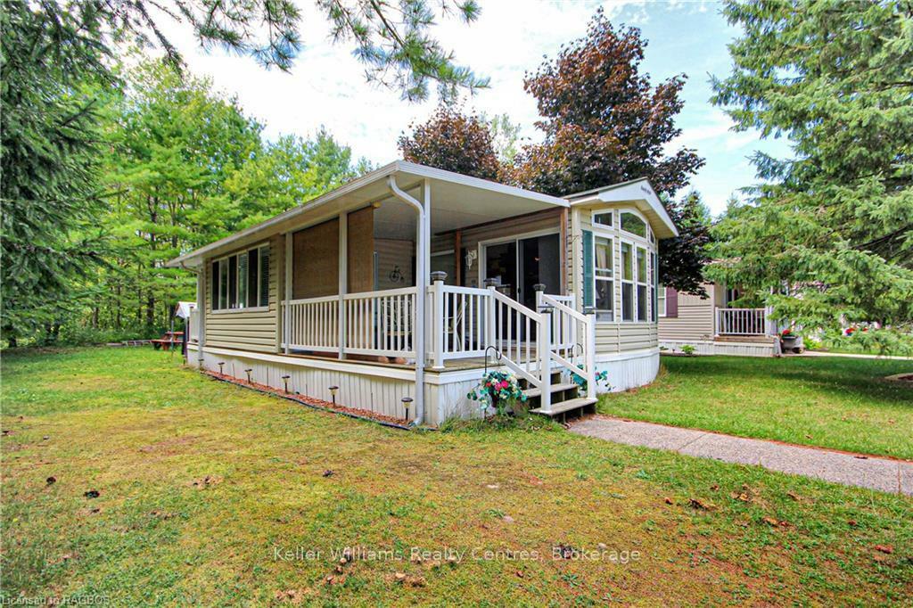 Property Photo: 13 Southline Avenue M44 ON N0G 2B0
