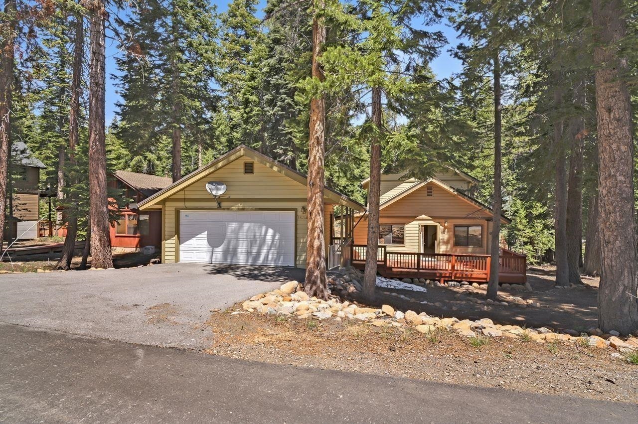 Property Photo: 1134 Regency Way CA 96148-0000