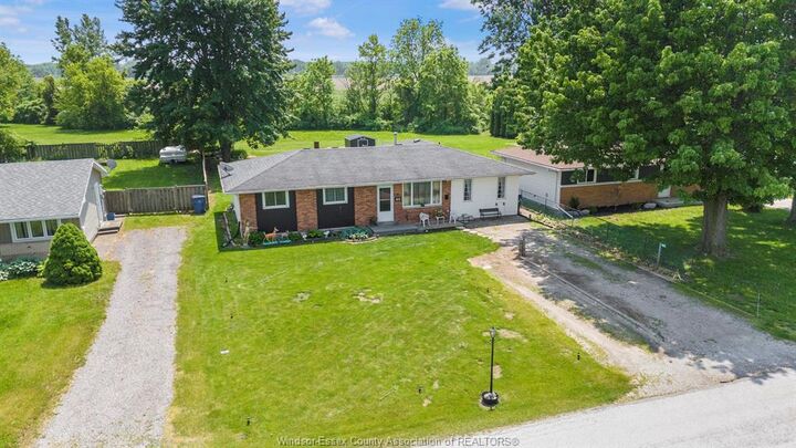 44 Irwin Street  Wallaceburg ON N8A 4S1 photo