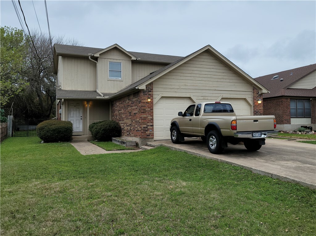 Property Photo:  5912 Parkwood Drive B  TX 78735 