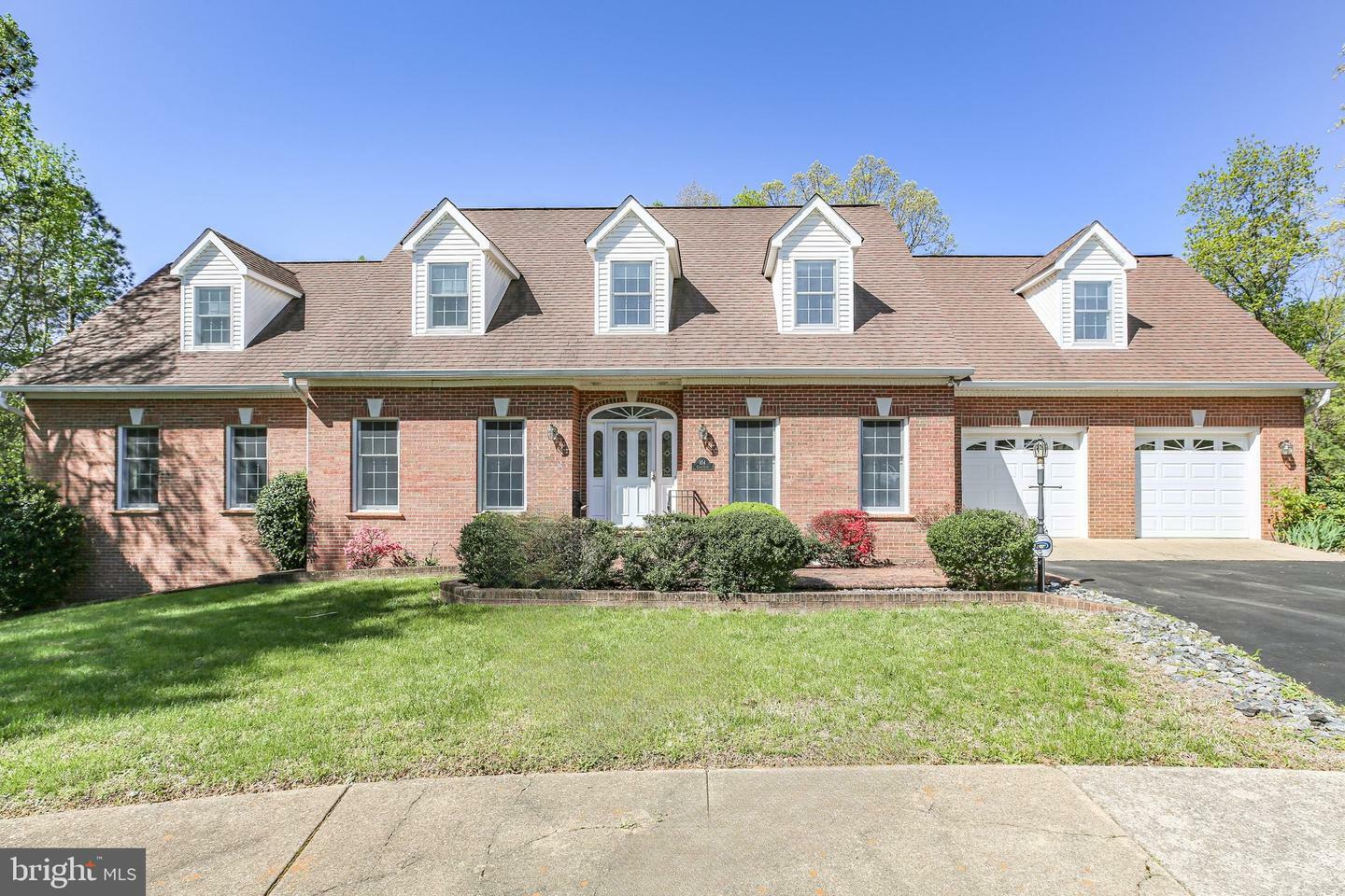 Property Photo: 104 Chase Lane VA 22401