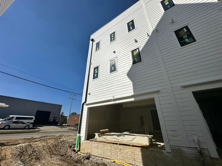 Property Photo: 1095 W 3rd Avenue OH 43212