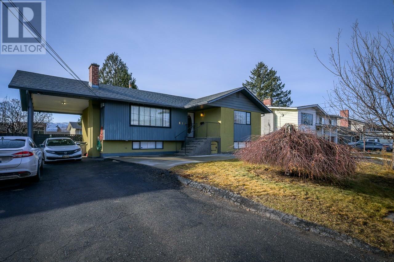 Property Photo: 611 Richmond Avenue BC V2B 1T4